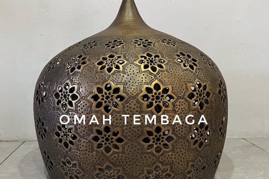 lampu gantung kuningan ukir